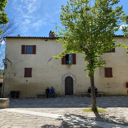Window To Bagno Vignoni Apartamento Exterior foto
